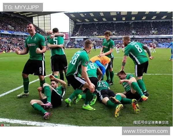 维冈队与什鲁斯队激战正酣谁能在这场较量中笑到最后