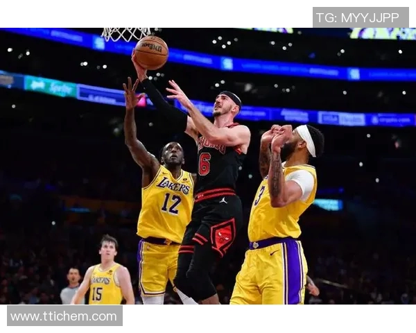 湖人对公牛全场比赛数据分析与精彩瞬间回顾