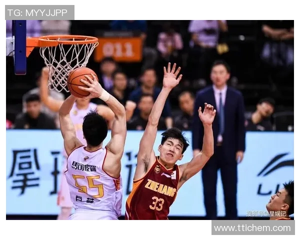 吴前的篮球之路：从青涩少年到CBA明星的奋斗历程与成就分享