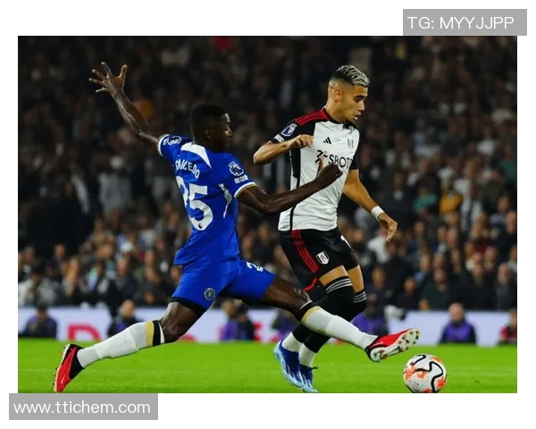 富勒姆与哈德斯精彩对决回顾全场比赛精彩瞬间分析