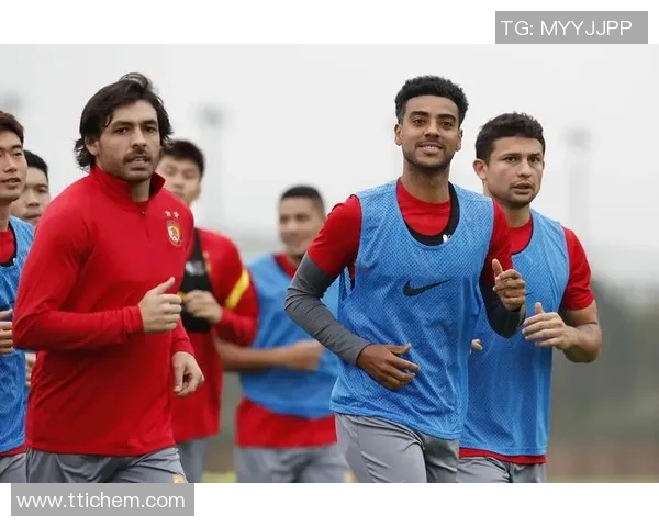 哈迪拉与耶贝塔的精彩对决引发球迷热议与期待